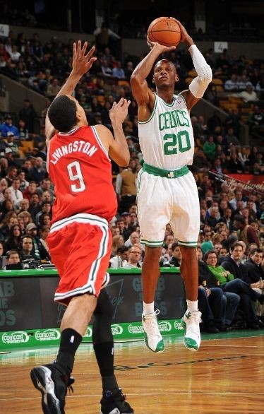 他用一记中 他用一记中