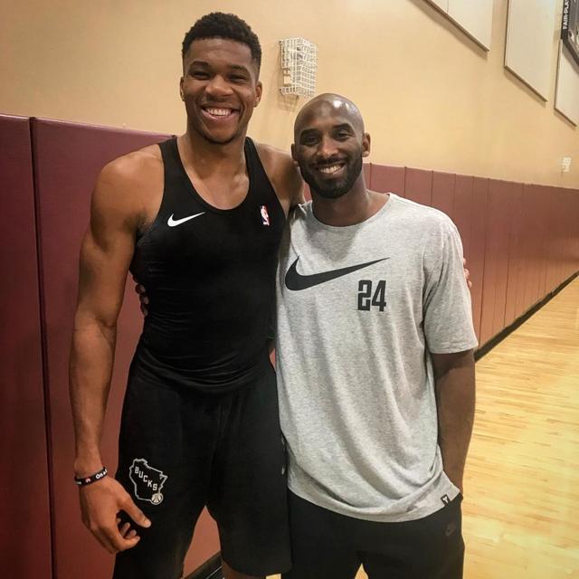 板与街角闲 板与街角闲