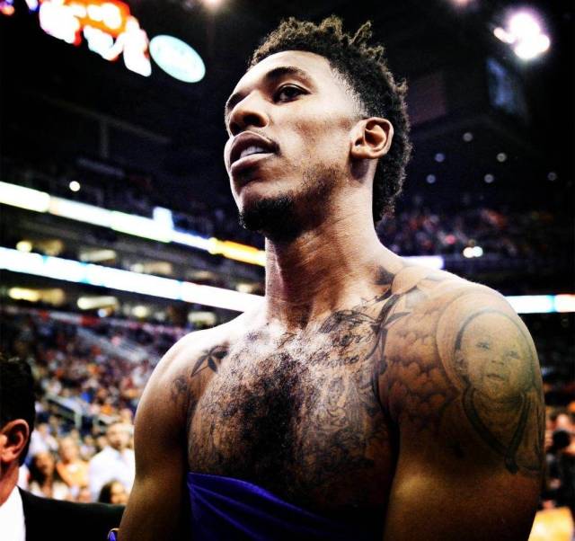 综合来看 综合来看