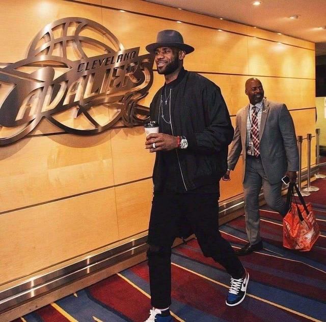 话题度直线 话题度直线